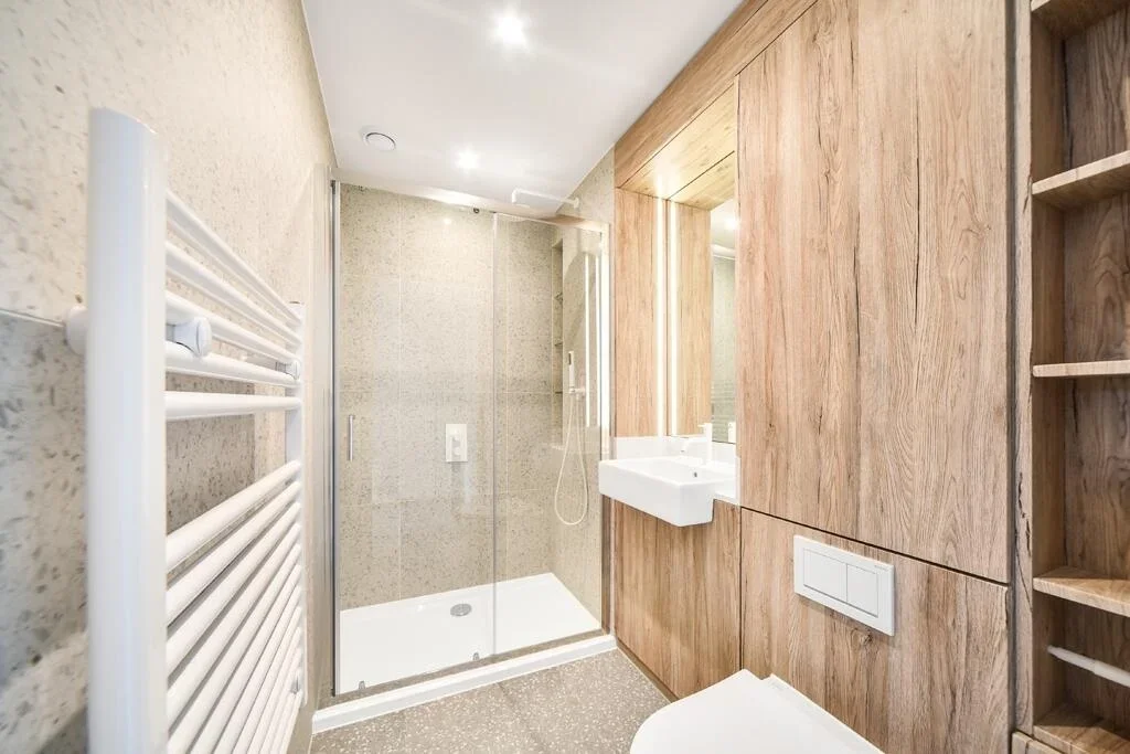 Flat Sidney Street in Greater London