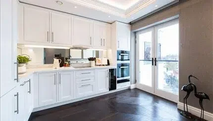 Flat Prince of Wales Terrace in Greater London