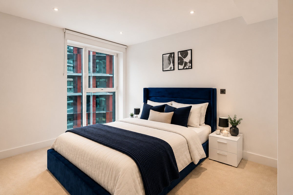 Flat Abdale Road in Greater London