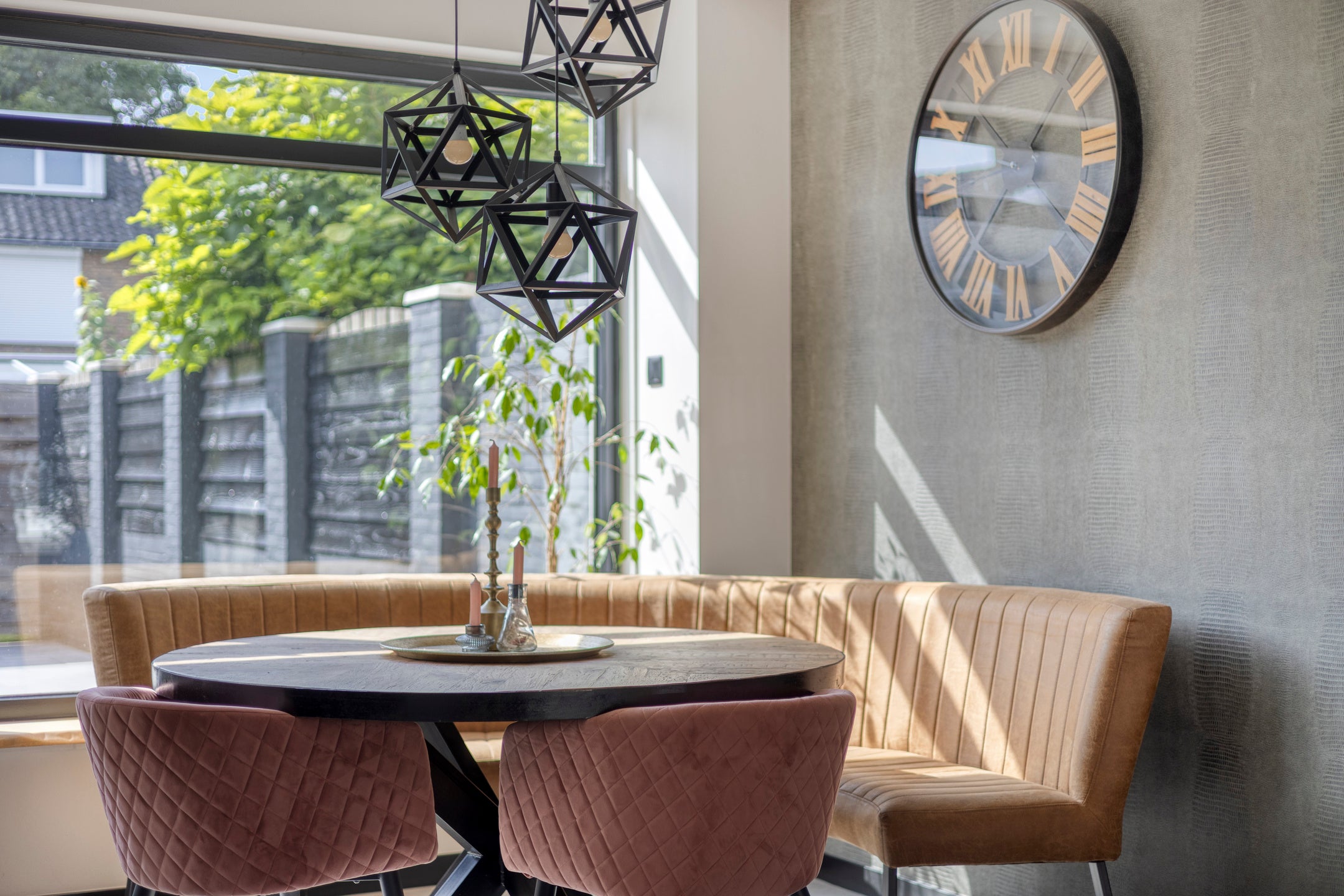 Hoekwoning te koop: Rudolf van Baarlestraat 6, Oss