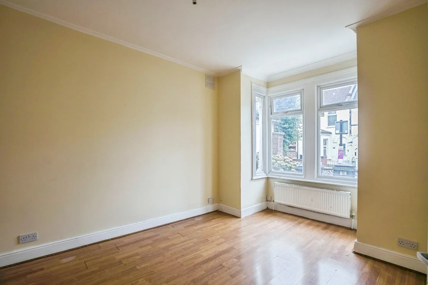 House Lancing Road in Greater London