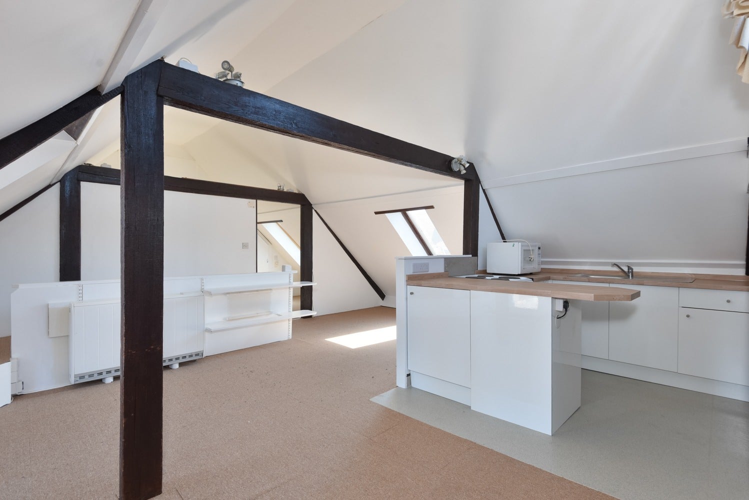 Flat Castle Street in Canterbury