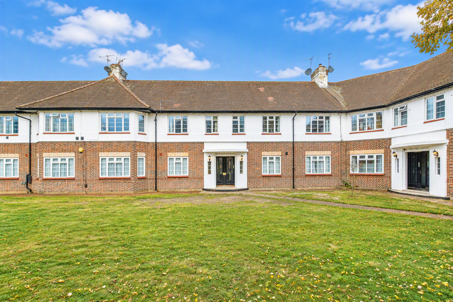 Flat Oakley Close in Greater London