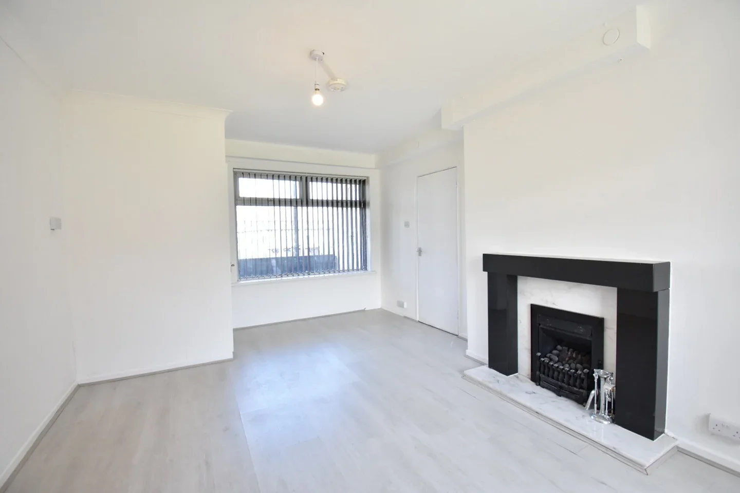 Flat Balfe Road in Newport