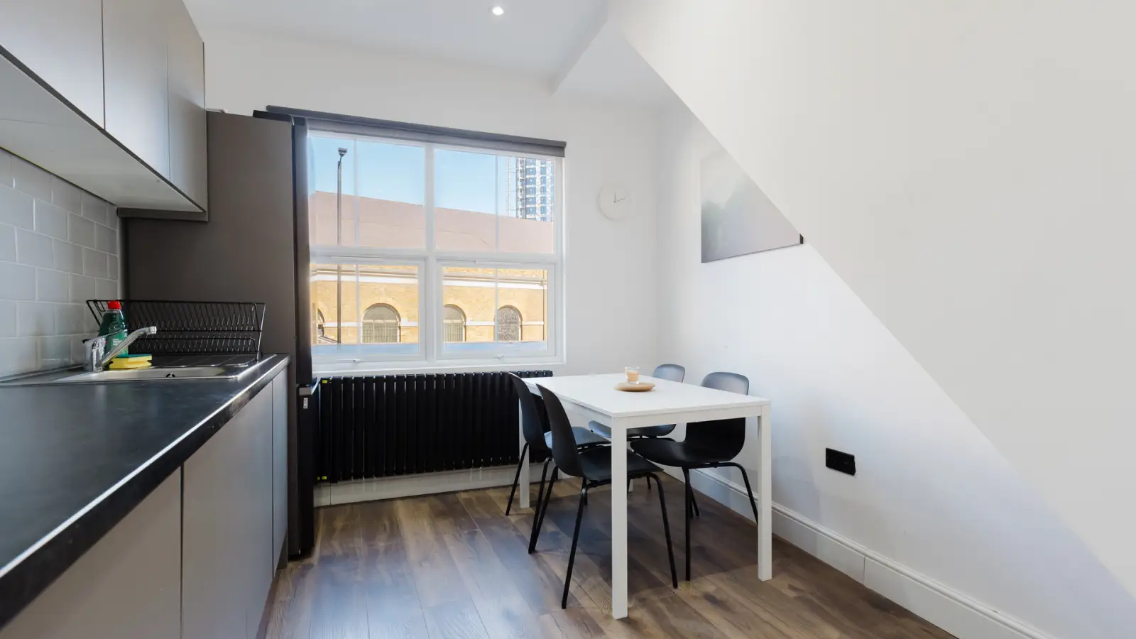 Flat Elgin Avenue in City of Westminster