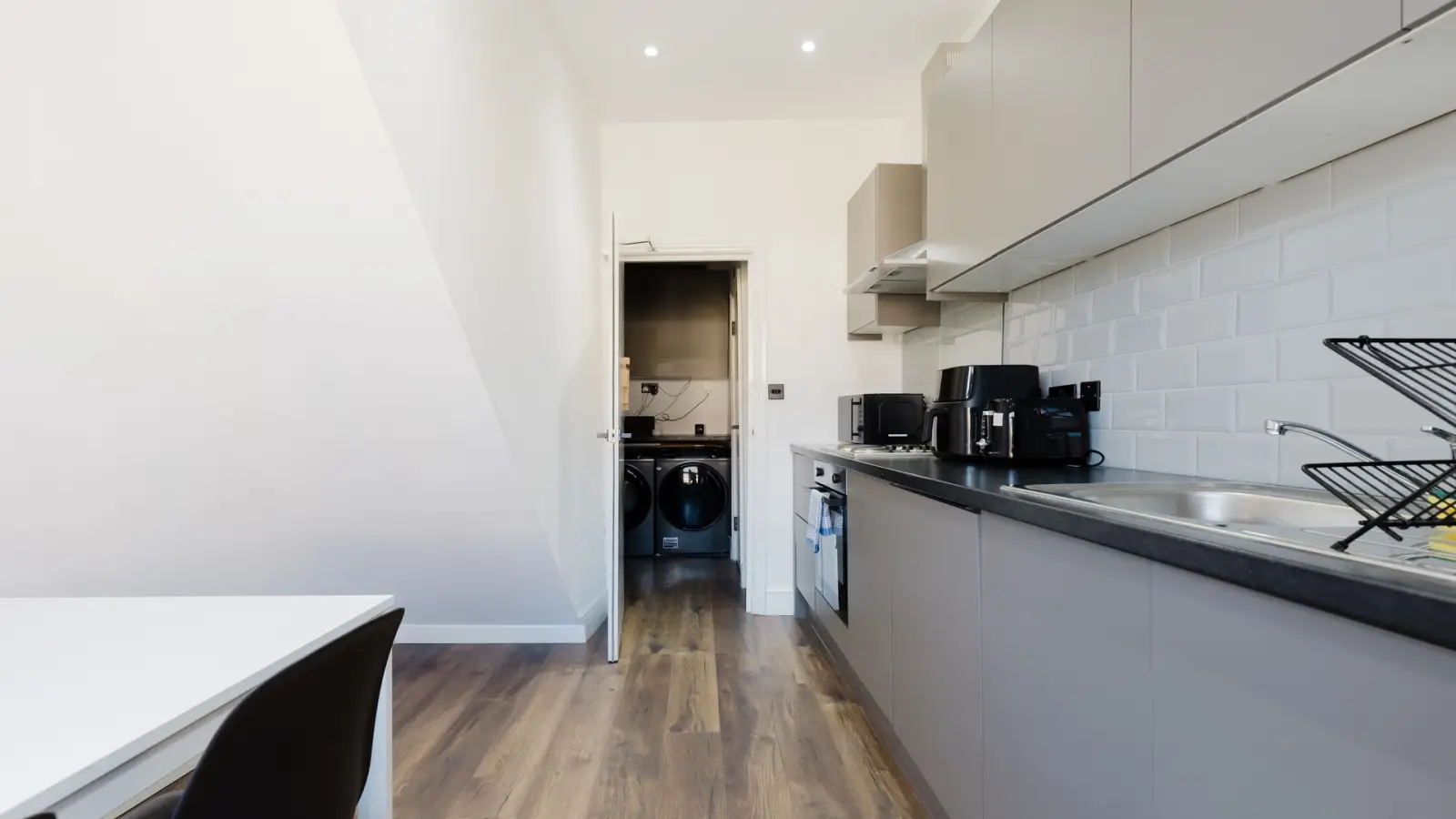Flat Elgin Avenue in City of Westminster