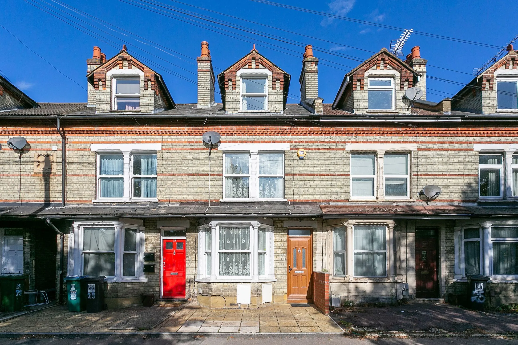 House Vicarage Road in Watford