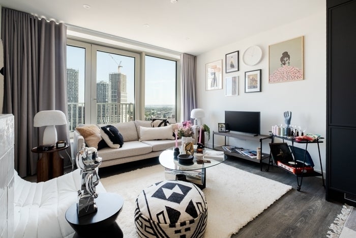 Flat Cherry Park Lane in Greater London