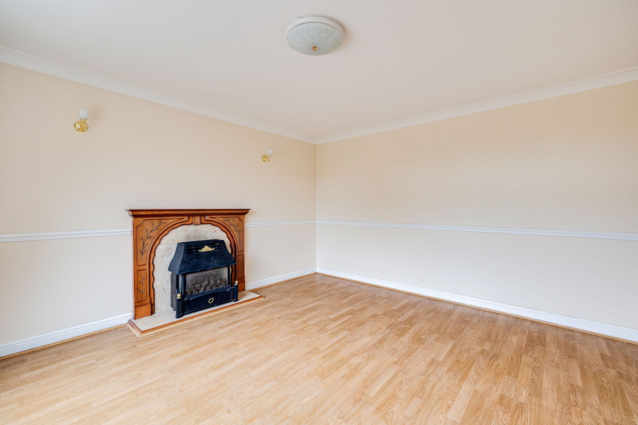 House Padarn Close in Saltney
