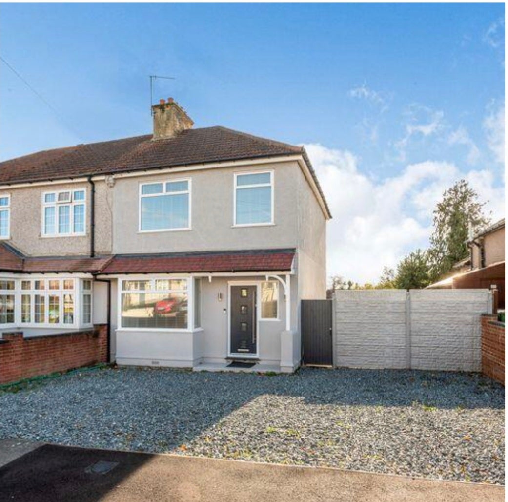 House Orchard Avenue in Greater London