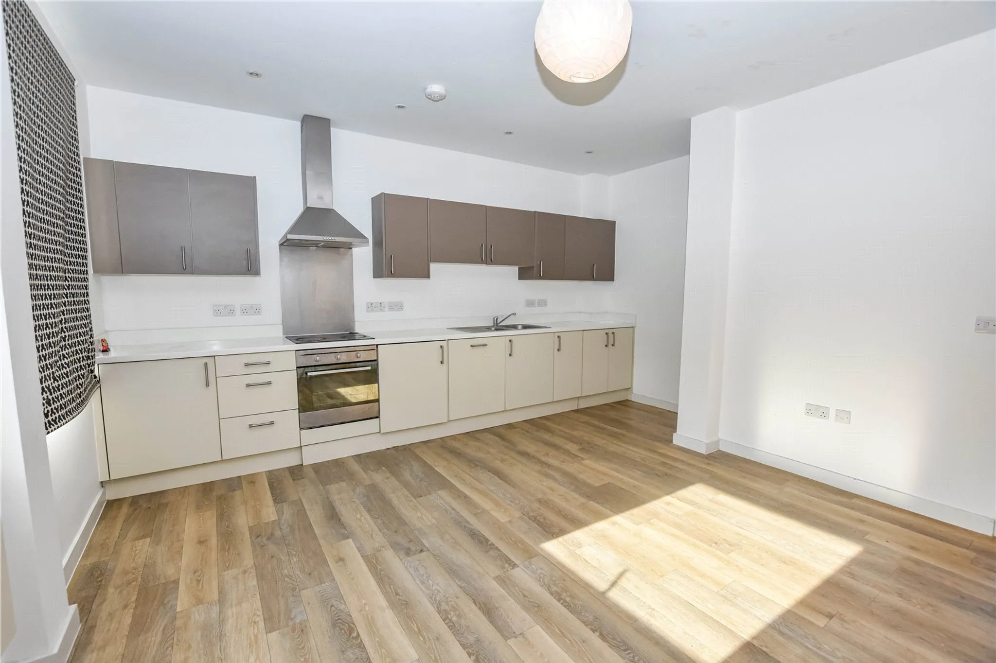 Flat Strawberry Hill in Newbury