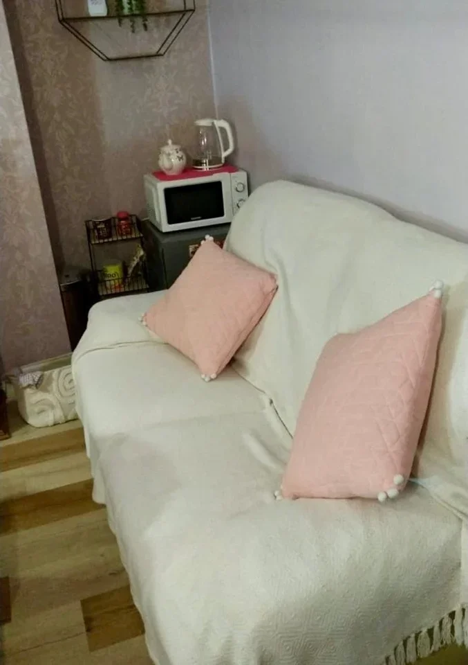 Room Eaton Close in Greater London