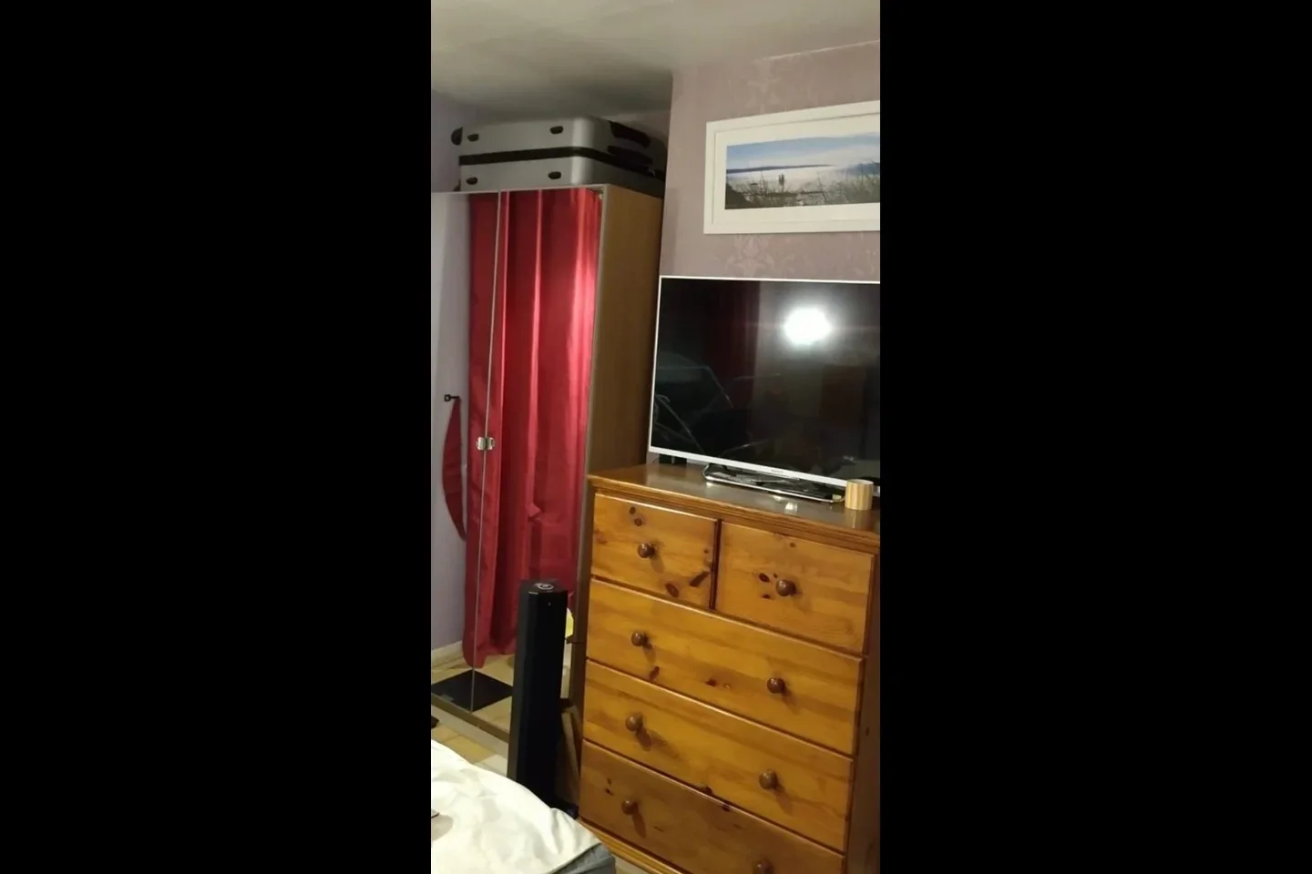 Room Eaton Close in Greater London