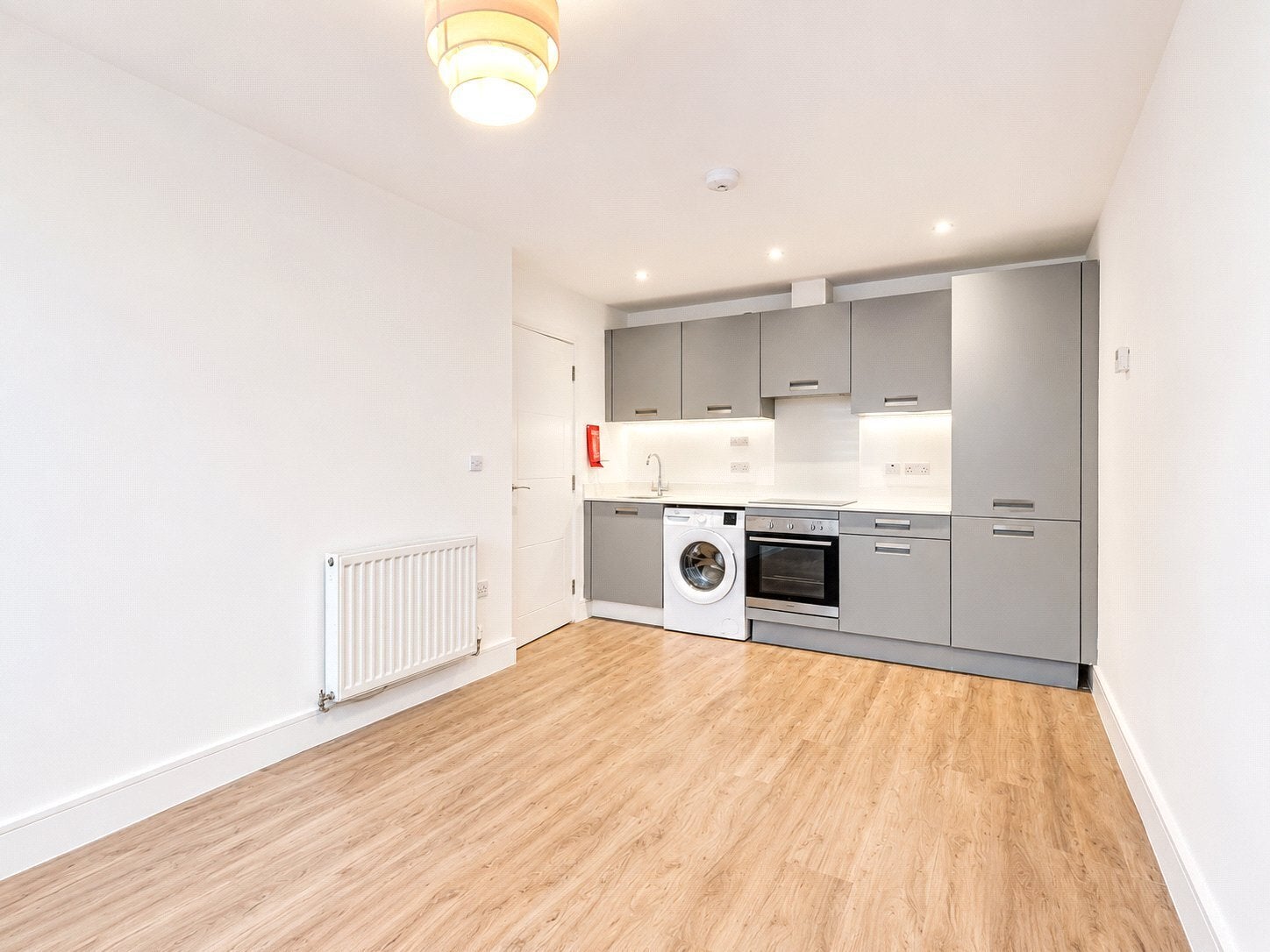 Flat Elizabeth Way in Harlow