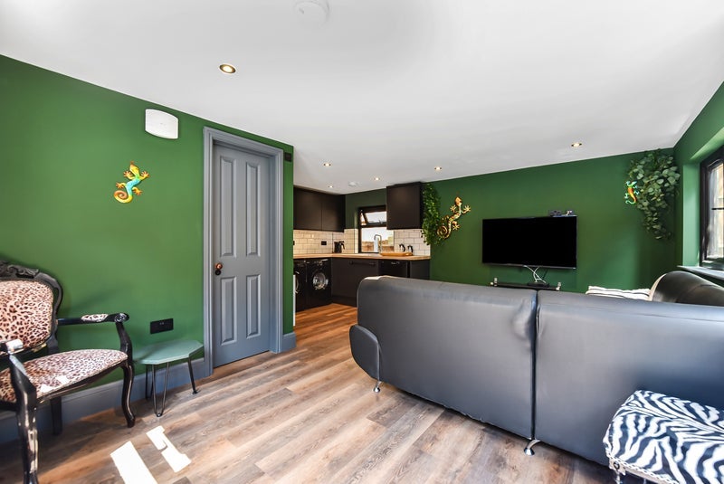Room The Grove in Greater London