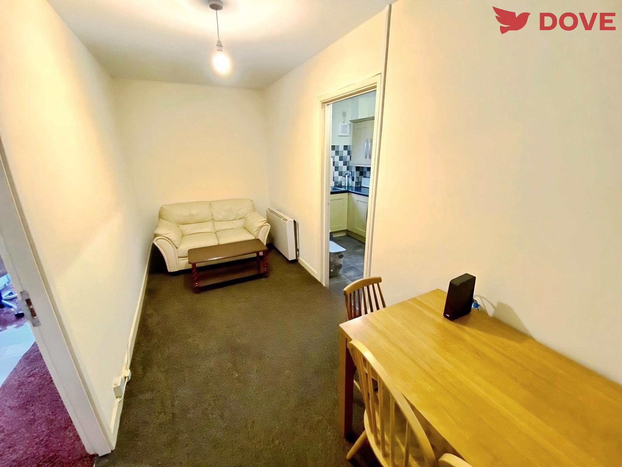 Flat Broomspring Close in Sheffield