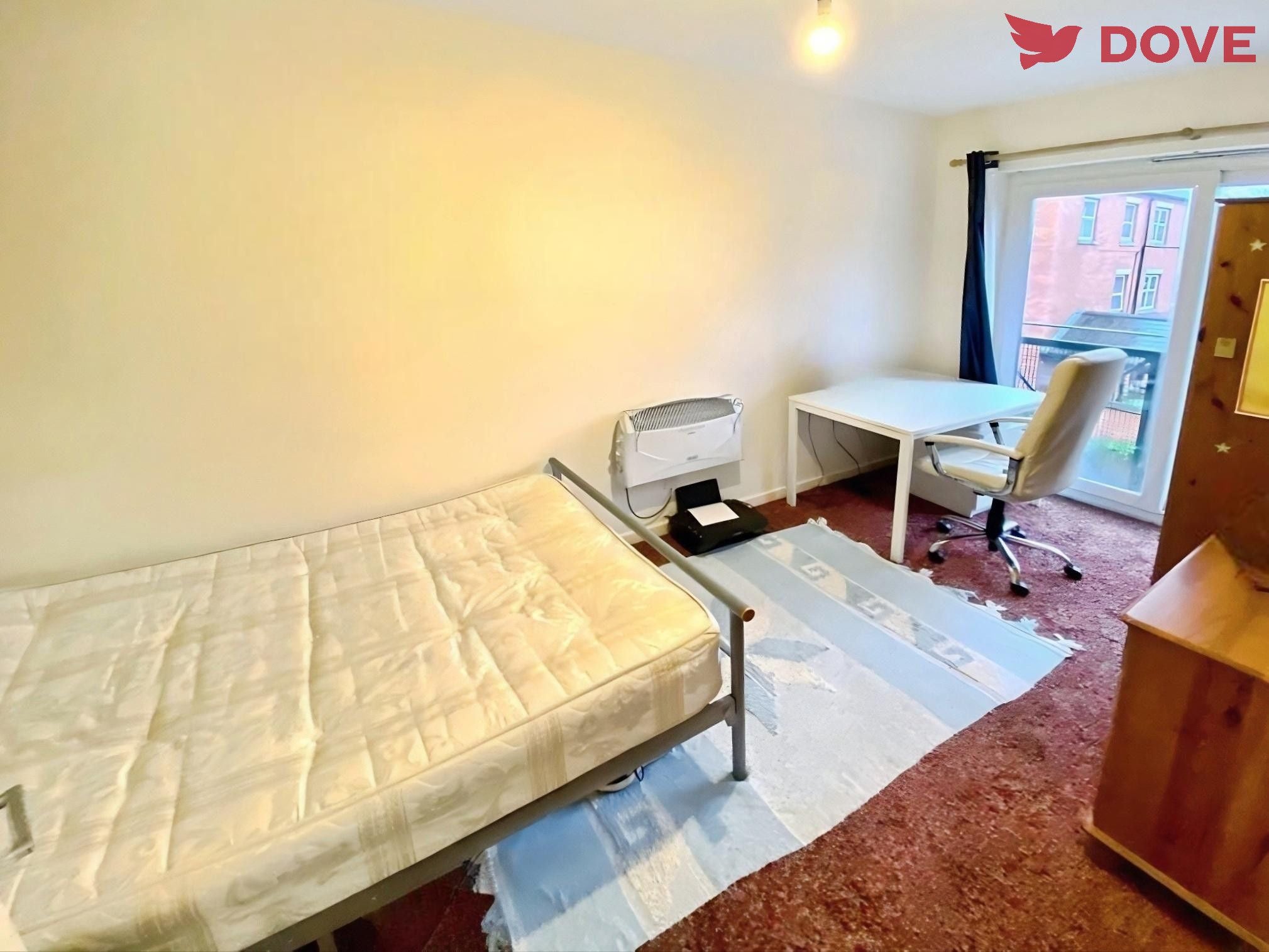 Flat Broomspring Close in Sheffield
