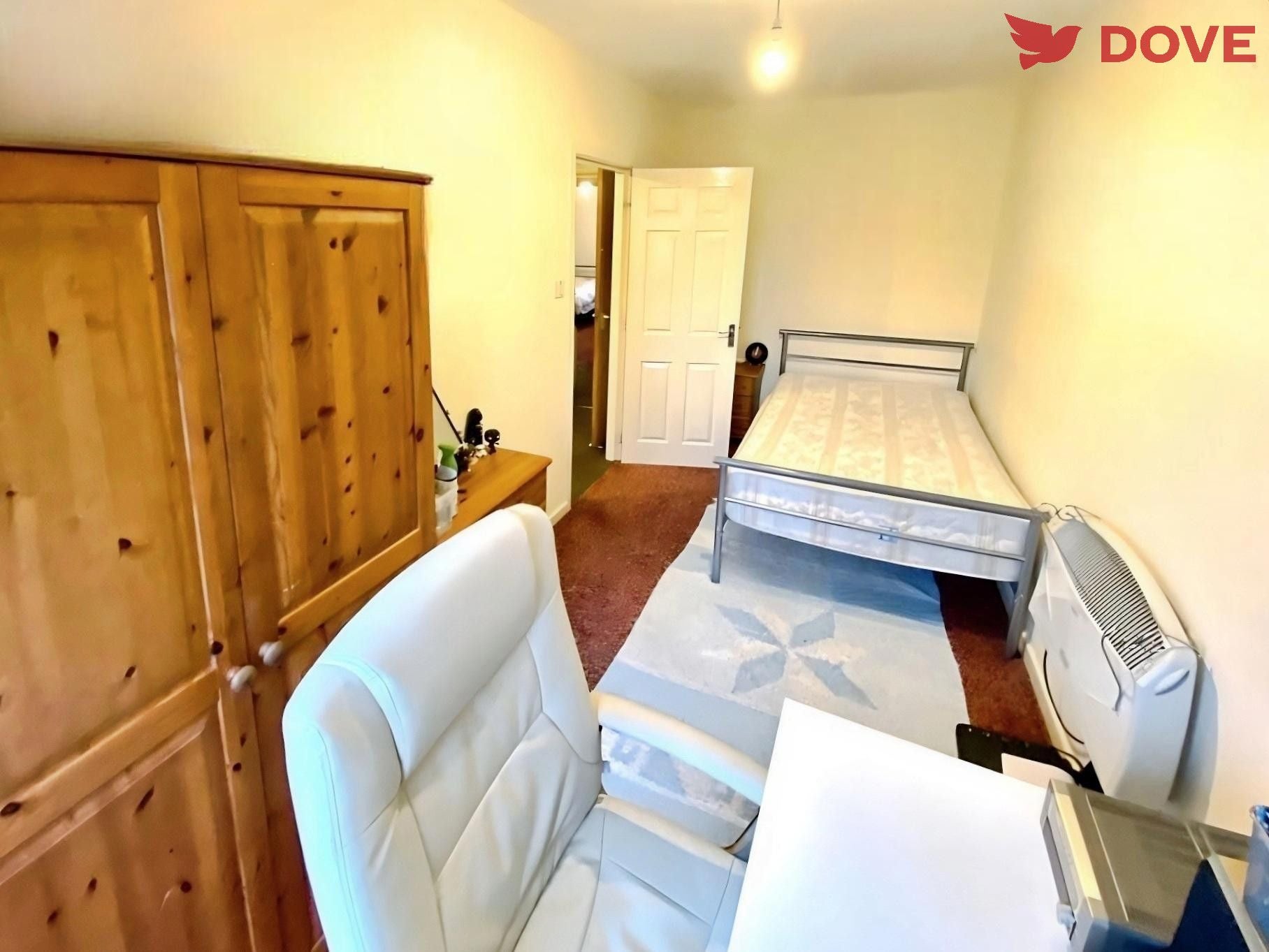 Flat Broomspring Close in Sheffield
