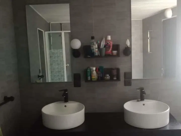 Room Route de Bel Air in La Tâche