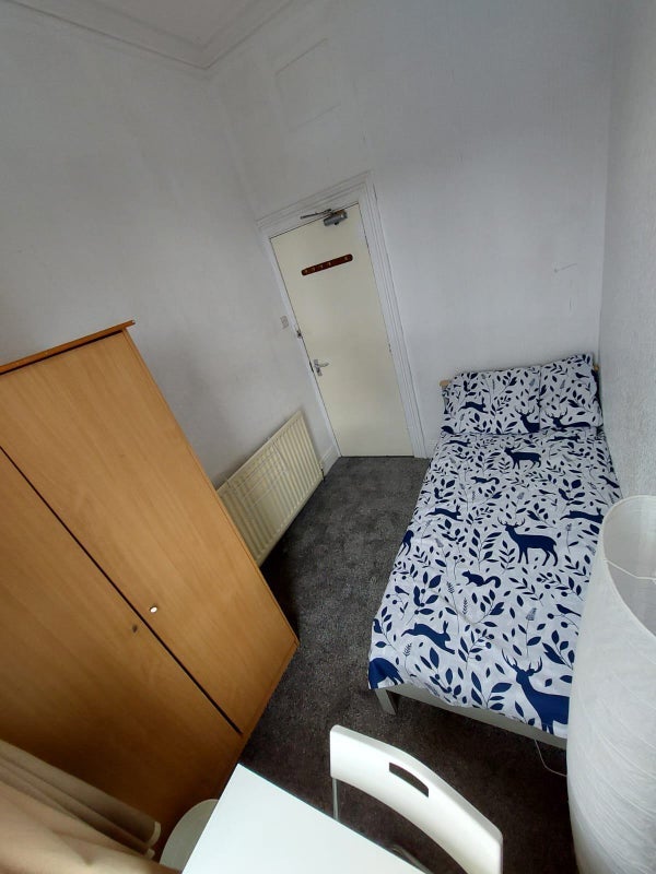 Room Belvedere Road in Sunderland