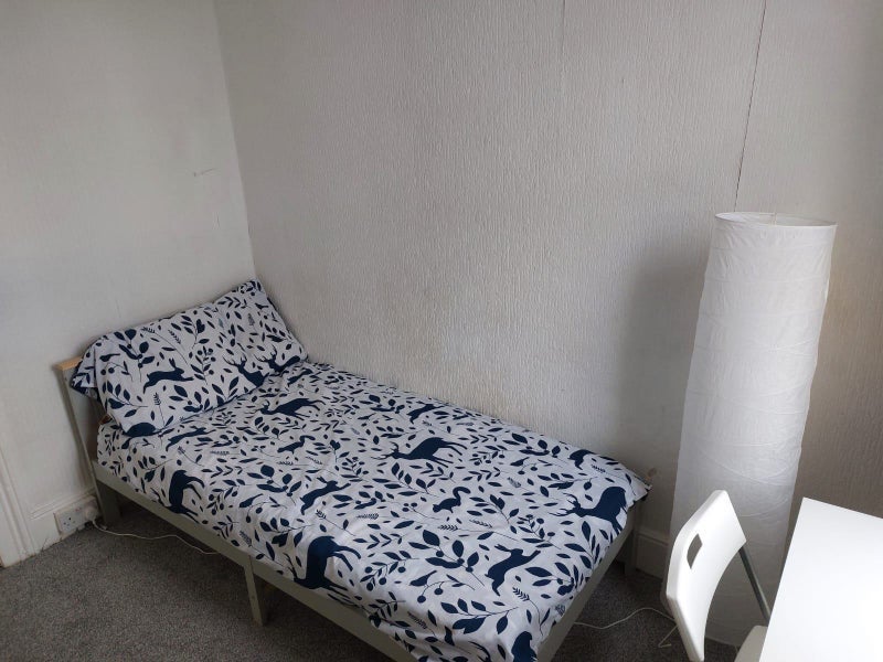 Room Belvedere Road in Sunderland
