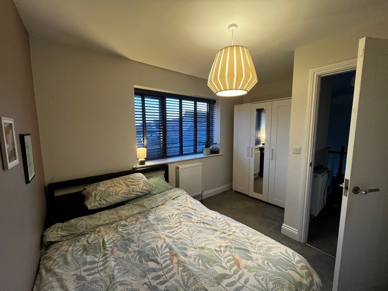 Room Grange Close in Mid Suffolk