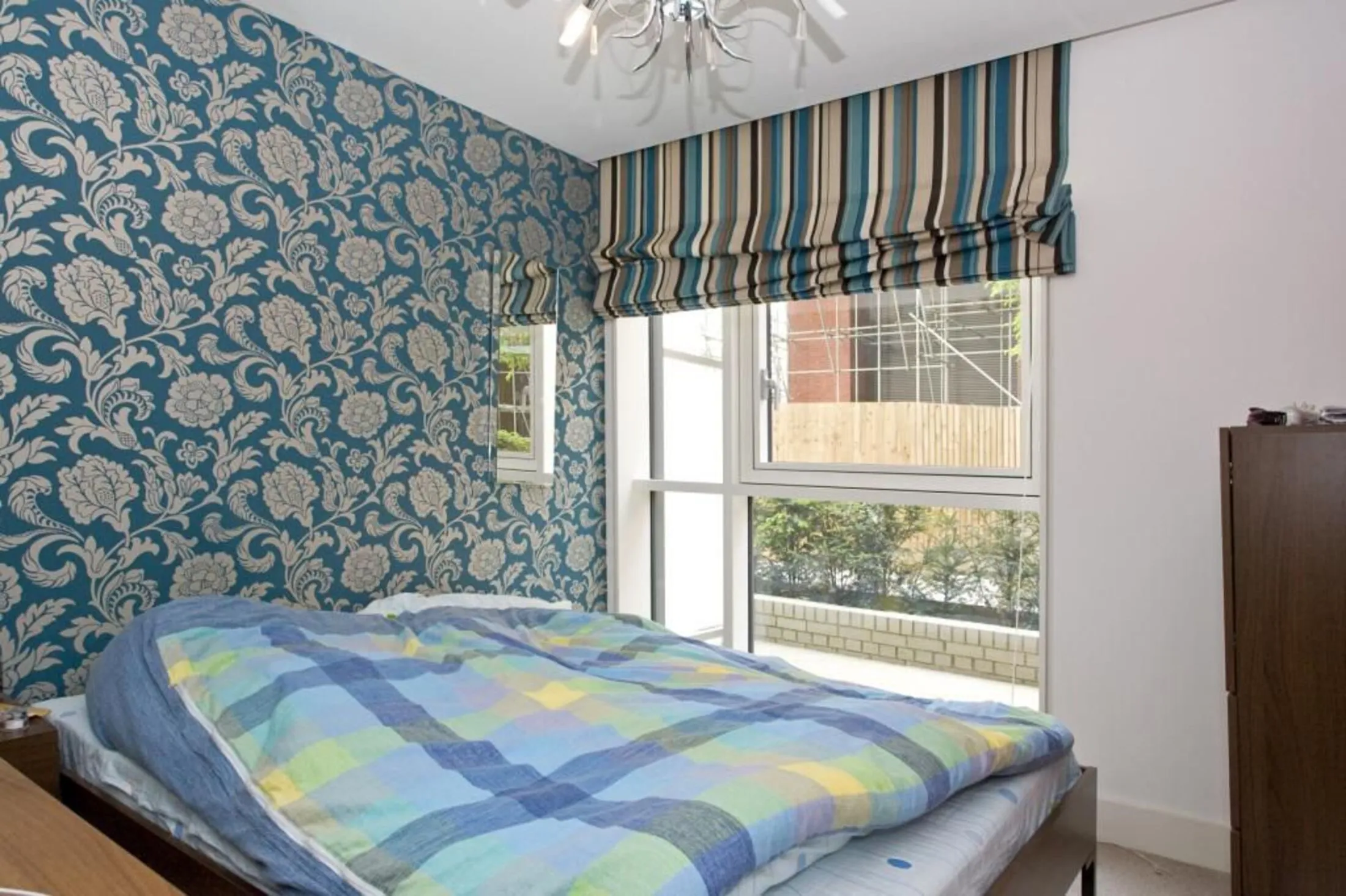Flat Bridle Mews in Greater London