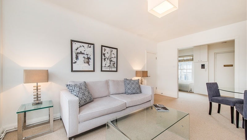 Flat Fulham Road in Greater London