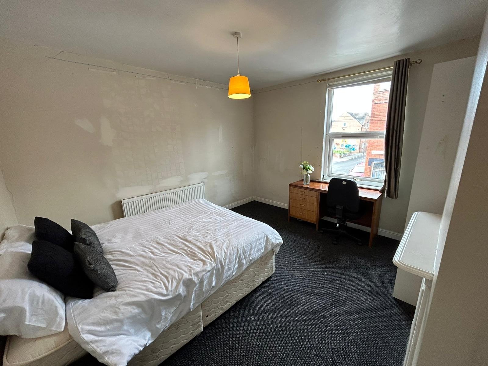 Flat Back Welton Place in Leeds