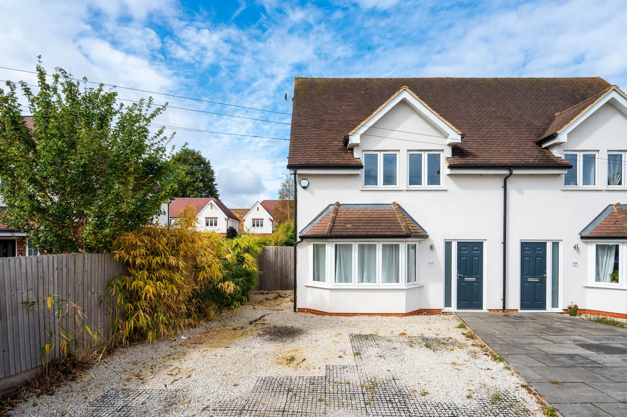House Weston Avenue in Elmbridge