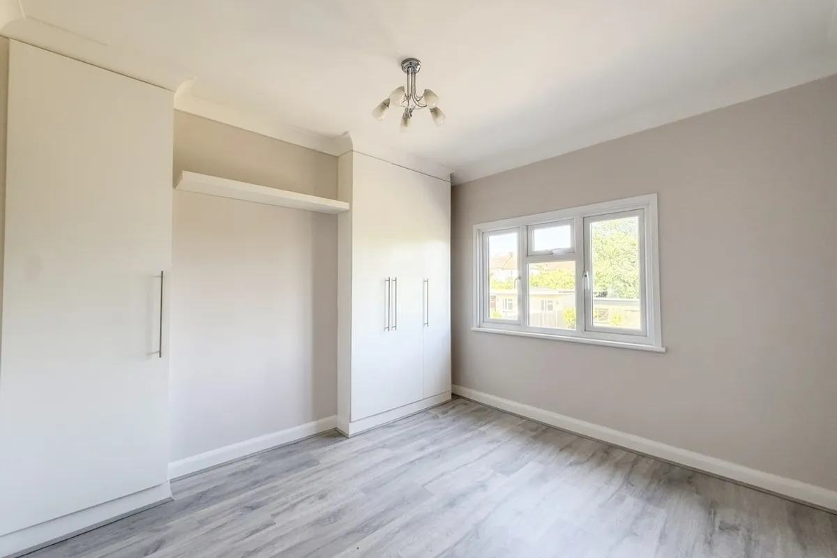House Surrey Grove in Greater London