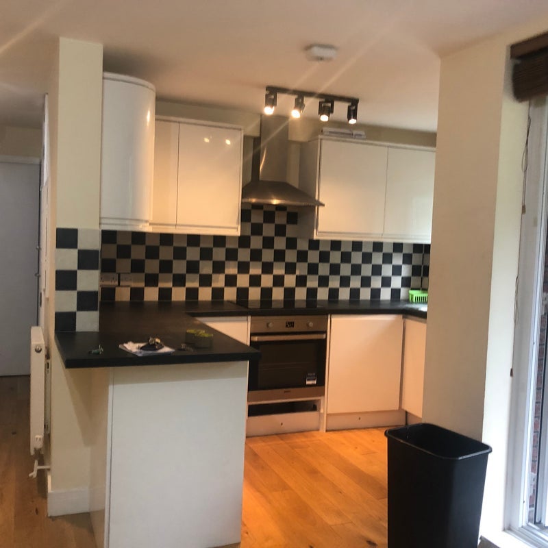 Flat Ollgar Close in Greater London