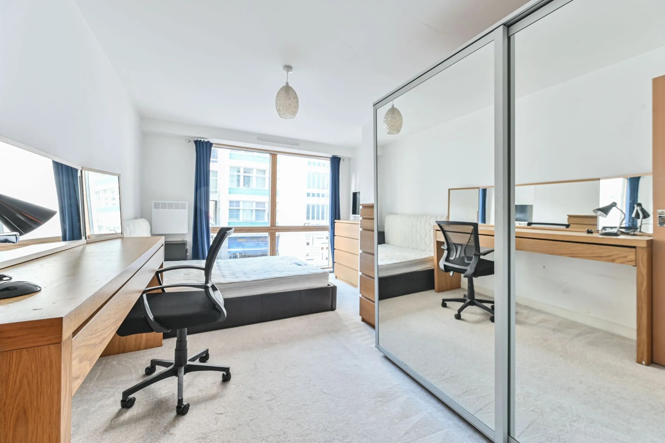 Flat Newington Causeway in Greater London