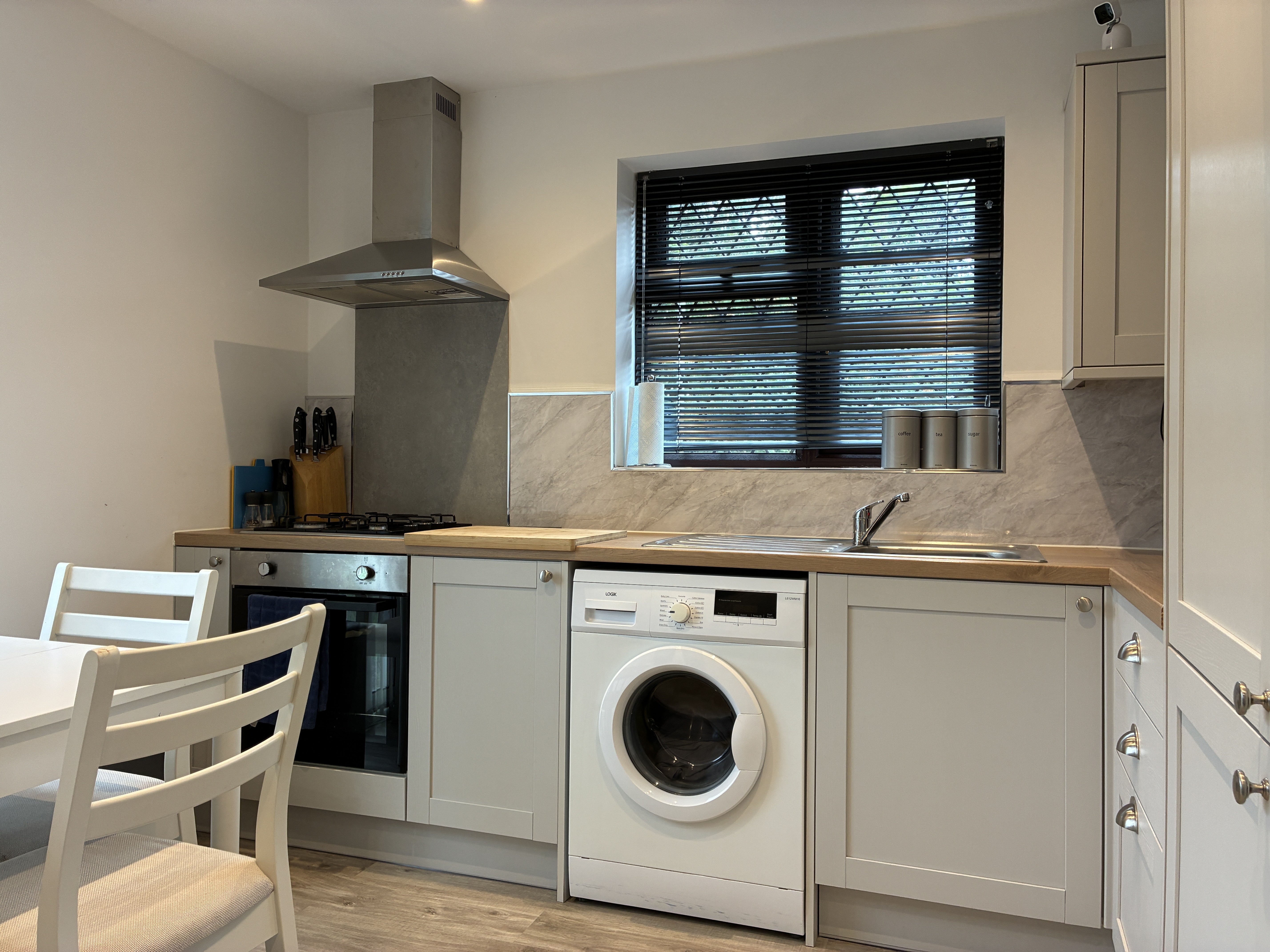 House Lake View Avenue in Chesterfield