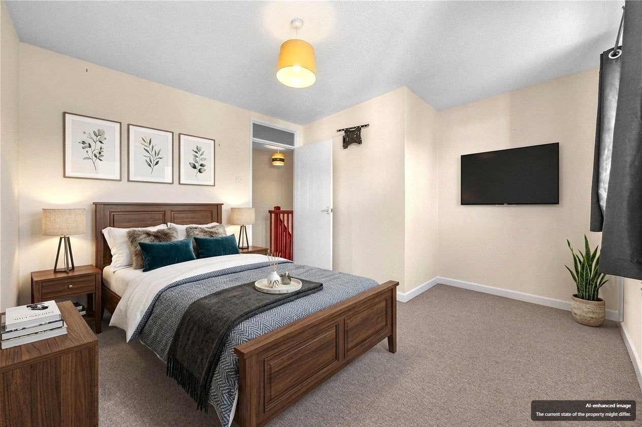 House Cherrytree Court in Bristol