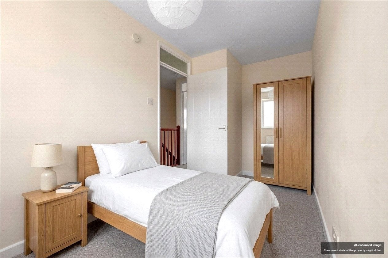 House Cherrytree Court in Bristol