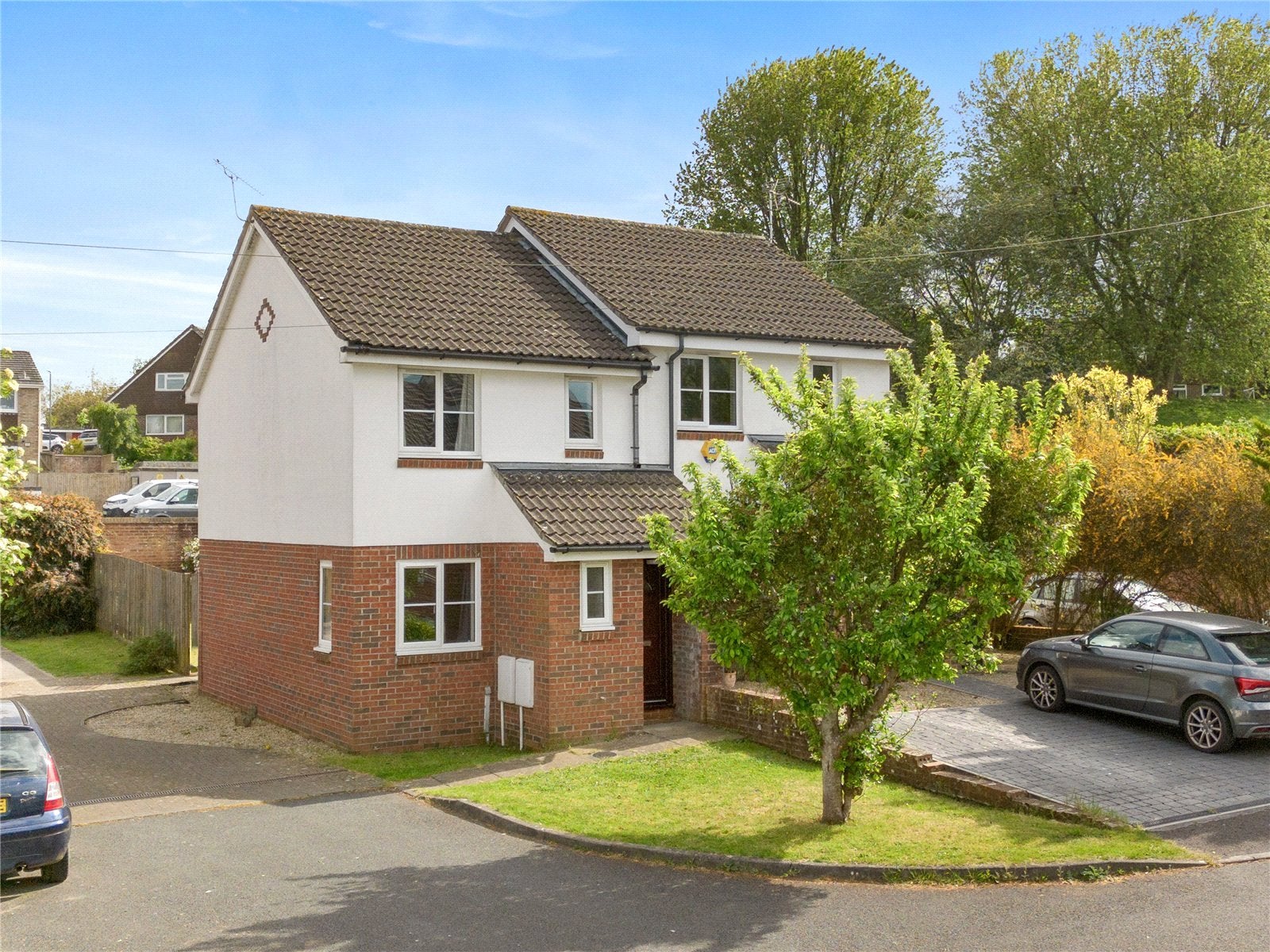 House Cherrytree Court in Bristol
