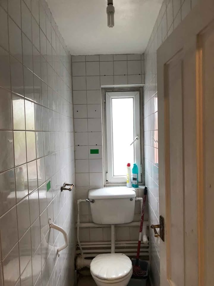 Room Winchelsea Road in Greater London