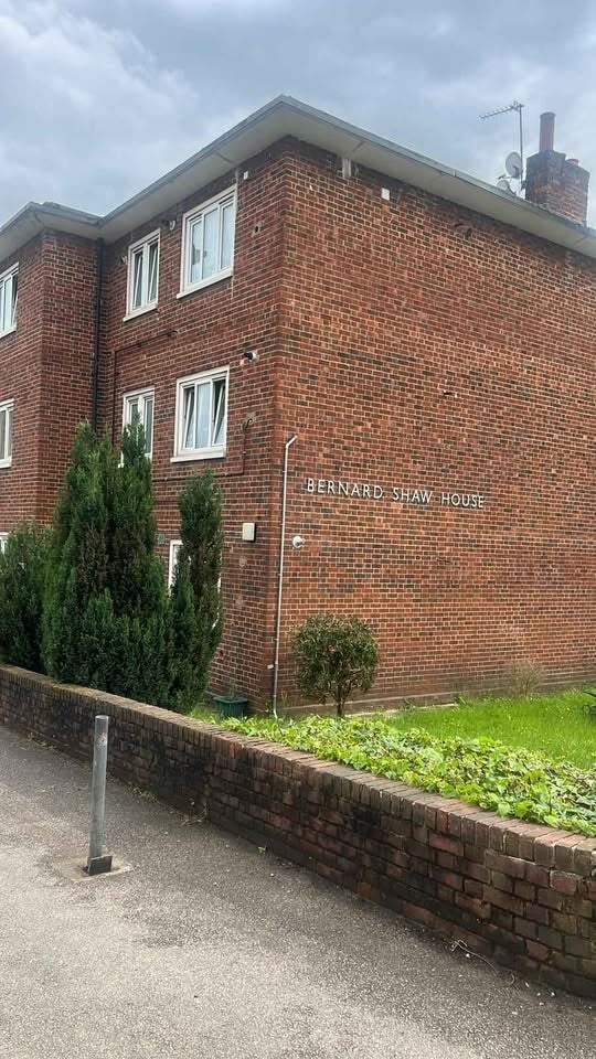 Room Winchelsea Road in Greater London