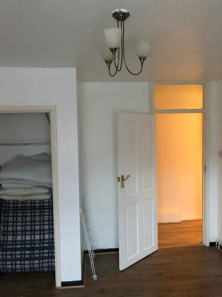 Room Winchelsea Road in Greater London