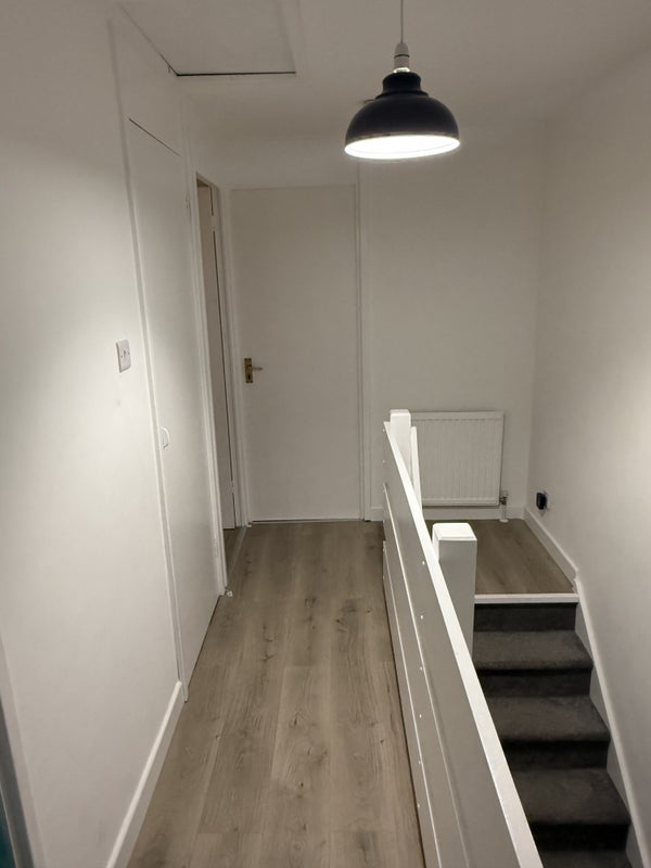 Room Padstow Walk in Crawley