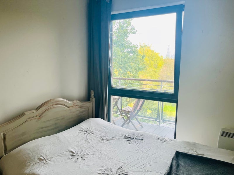 Room Morris Court in Greater London