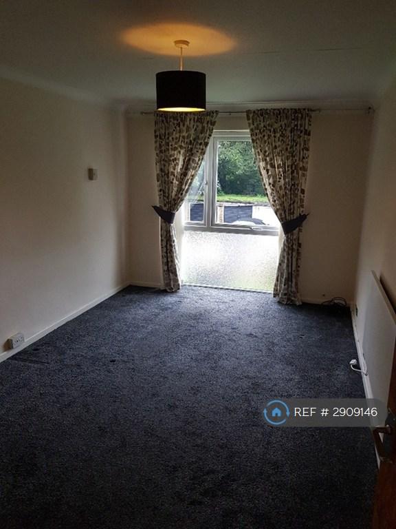 Flat Acrefield Road in Birkenhead
