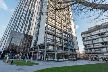 Flat Steedman Street in Greater London