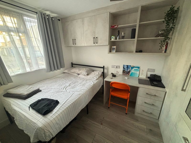 Room Weymouth Terrace in Greater London