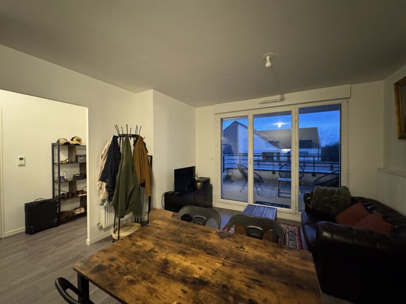 Flat Rue de la Poule Blanche in Ormes