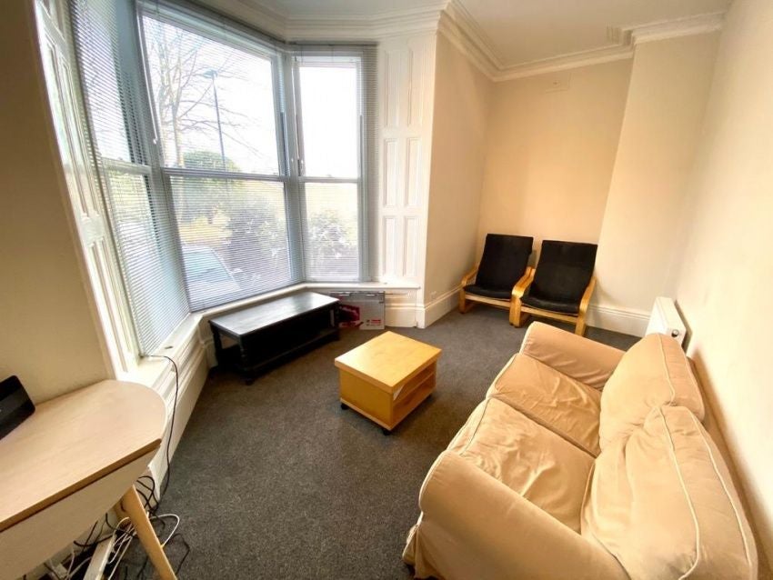 Flat Clarkegrove Road in Sheffield