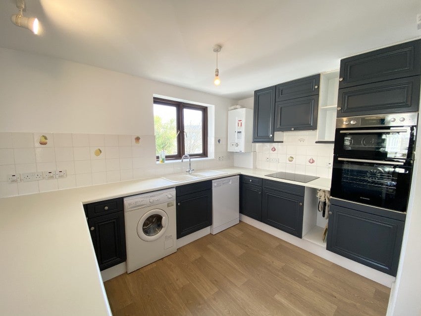 Flat Tregunter Mews in Falmouth