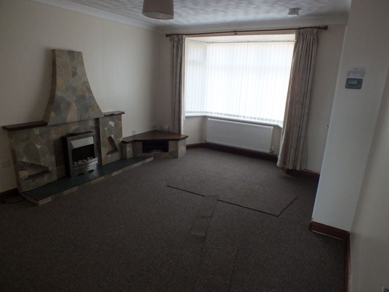 House Lowhurst Drive in Stoke-on-Trent