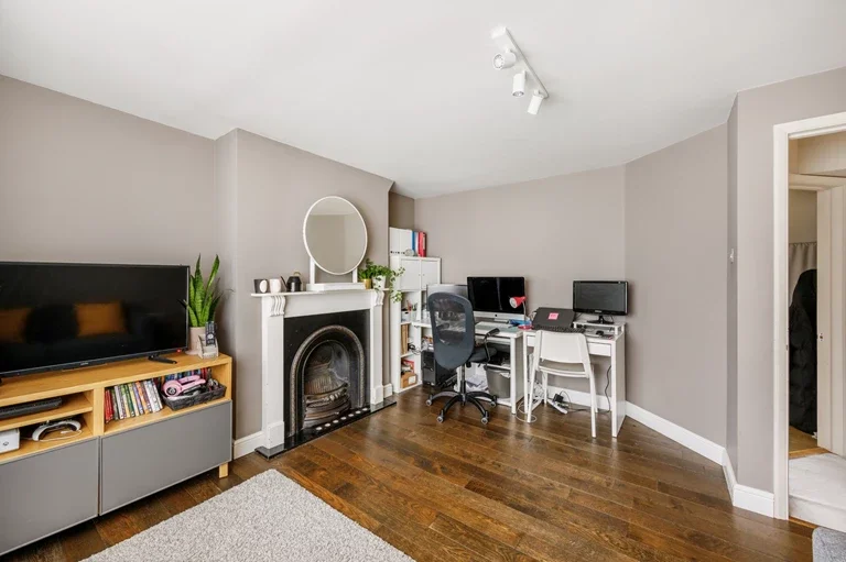 House Elderberry Road in Greater London